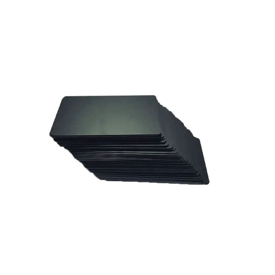 Fabricante personalizado de tarjetas de visita de PVC negro RFID 13.56Mhz NFC NTAG213